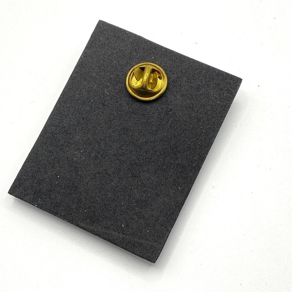 Butterfly Basket Vintage Rhinestone Gold Tone Butterfly Lapel Hat Pin - Picture 3 of 4